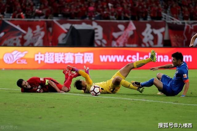亚运会惊心动魄逆转！中国游泳队时隔16年再摘金牌，金牌总数领先